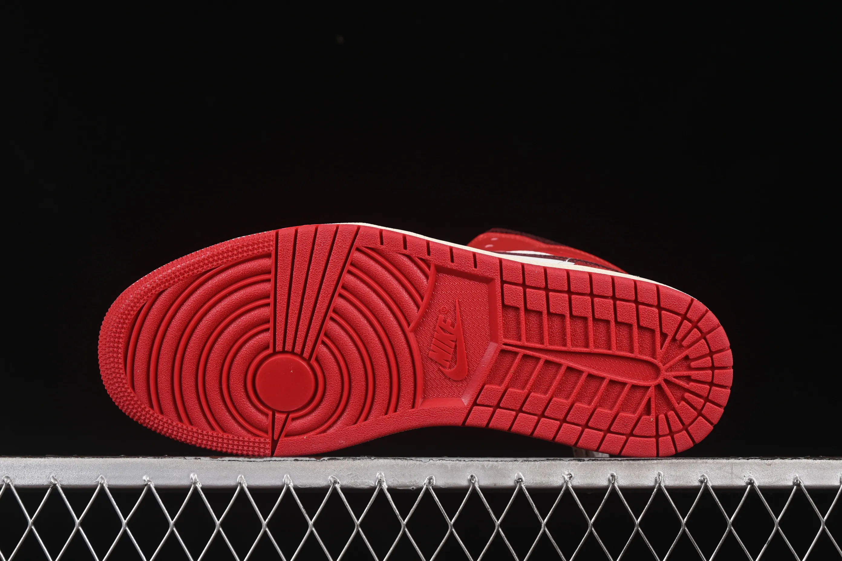 All categories Air Jordan Jordan series basketball shoes Air Jordan 1 Mid Air Jordan 1 Mid AJ1 Joe 1 China Red Mid-top cultural and casual sneakers HJ9337-106